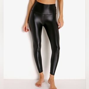 Beyond Yoga Sportgloss High Waist Midi  Leggings Xs Very Gently Used